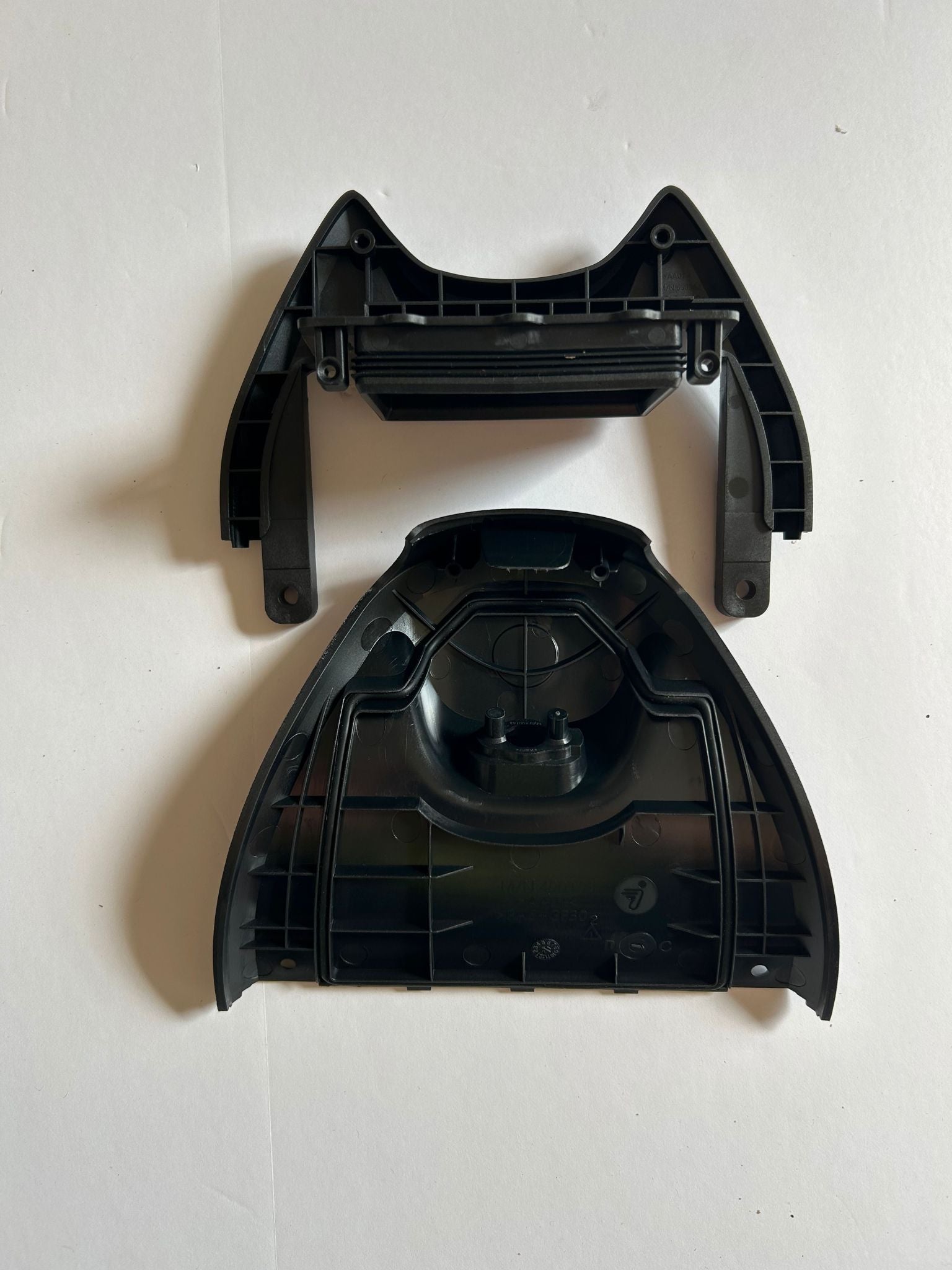 Frame front cover assembly for Ninebot F scooters