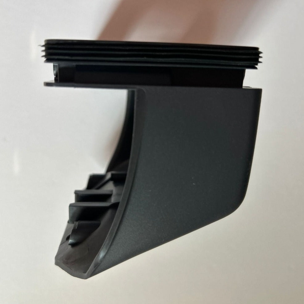 Battery compartment front piece for P65