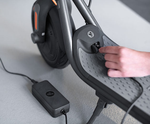 Kick Scooter - Segway-Ninebot Kickscooter F25